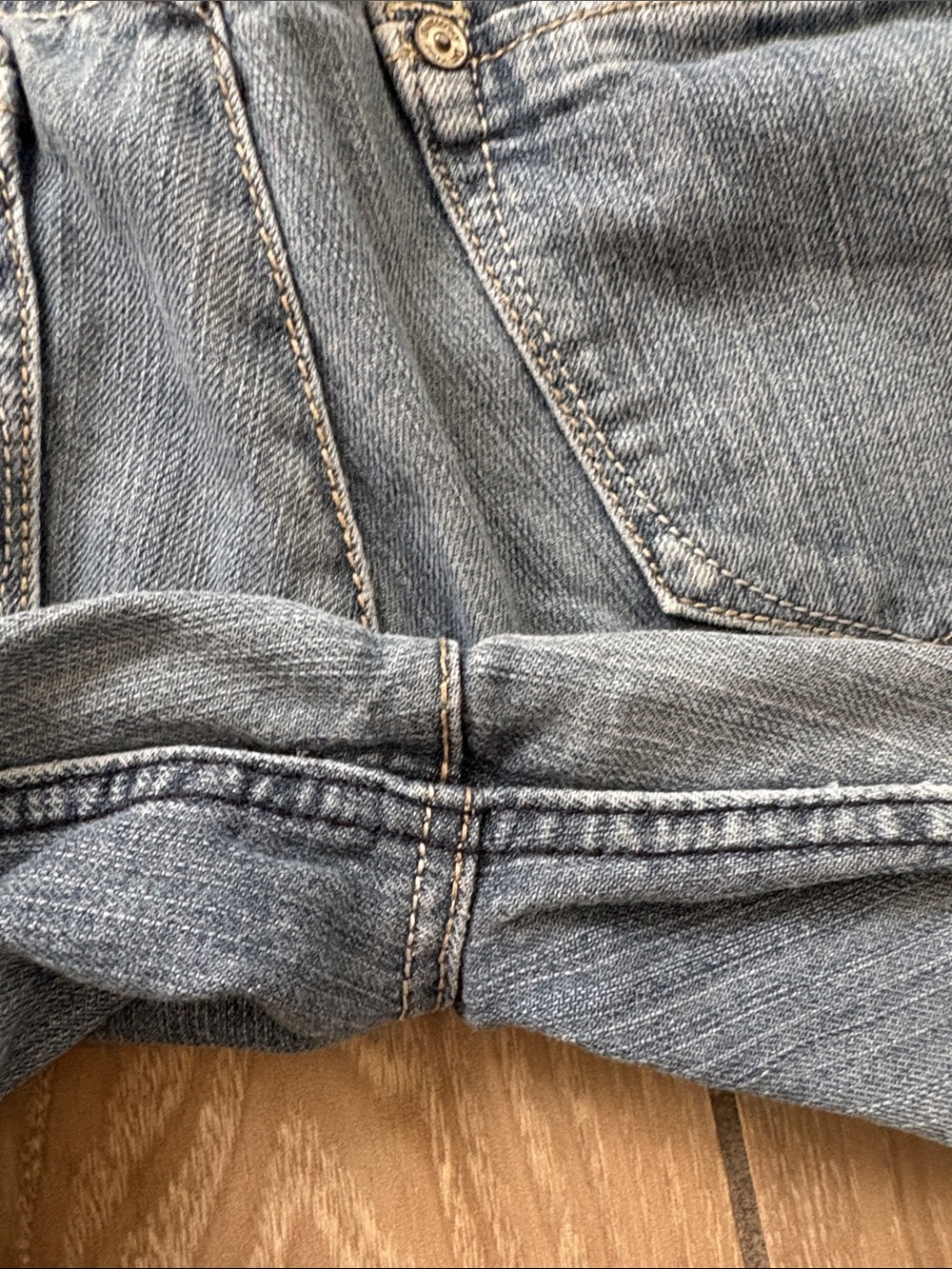 Democracy Equality Skinny Boyfriend Blue denim distressed Jeans Women’s 10 pants - Picture 7 of 10